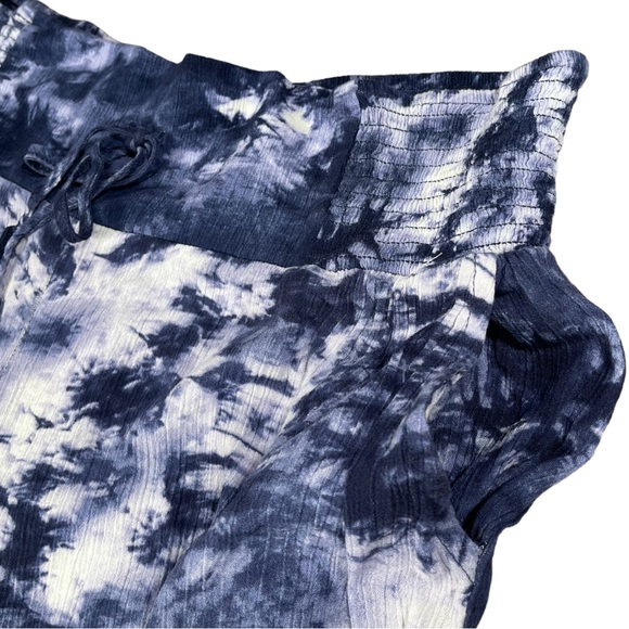 Peace & Pearls size Xl blue & white fireworks tie dye crinkly wide leg pants - Picture 5 of 14